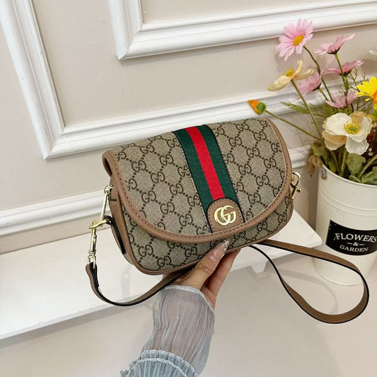 Premium Fashionable Women's Shoulder Bag - Stylish & Elegant