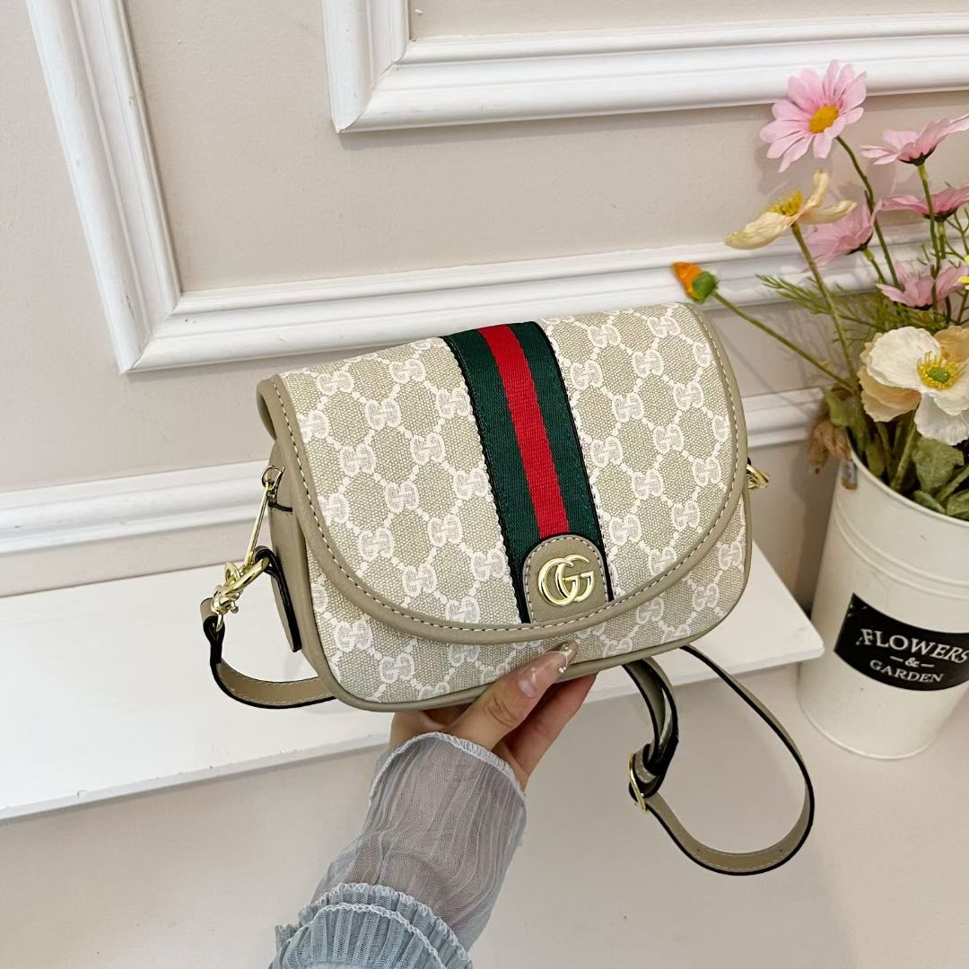 Premium Fashionable Women's Shoulder Bag - Stylish & Elegant