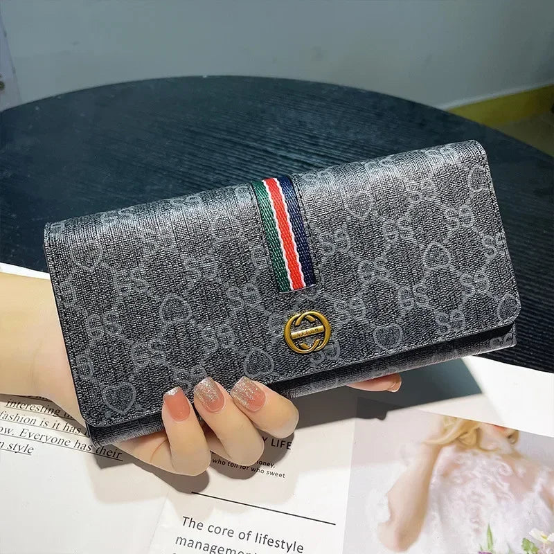 Trendy Purses & Handbags