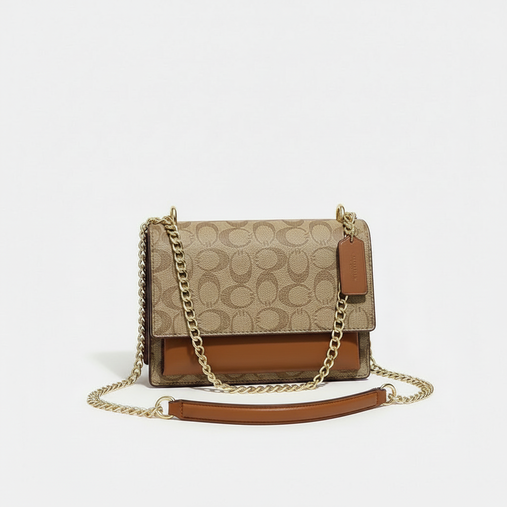 Classic Signature Chain Shoulder Bag