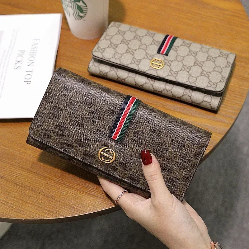 Trendy Purses & Handbags