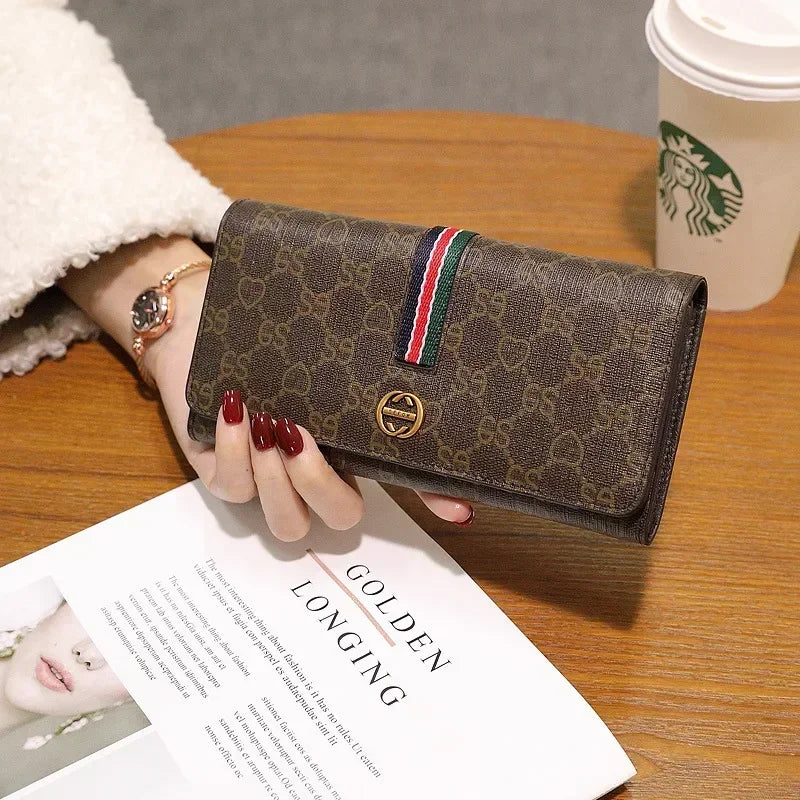 Trendy Purses & Handbags