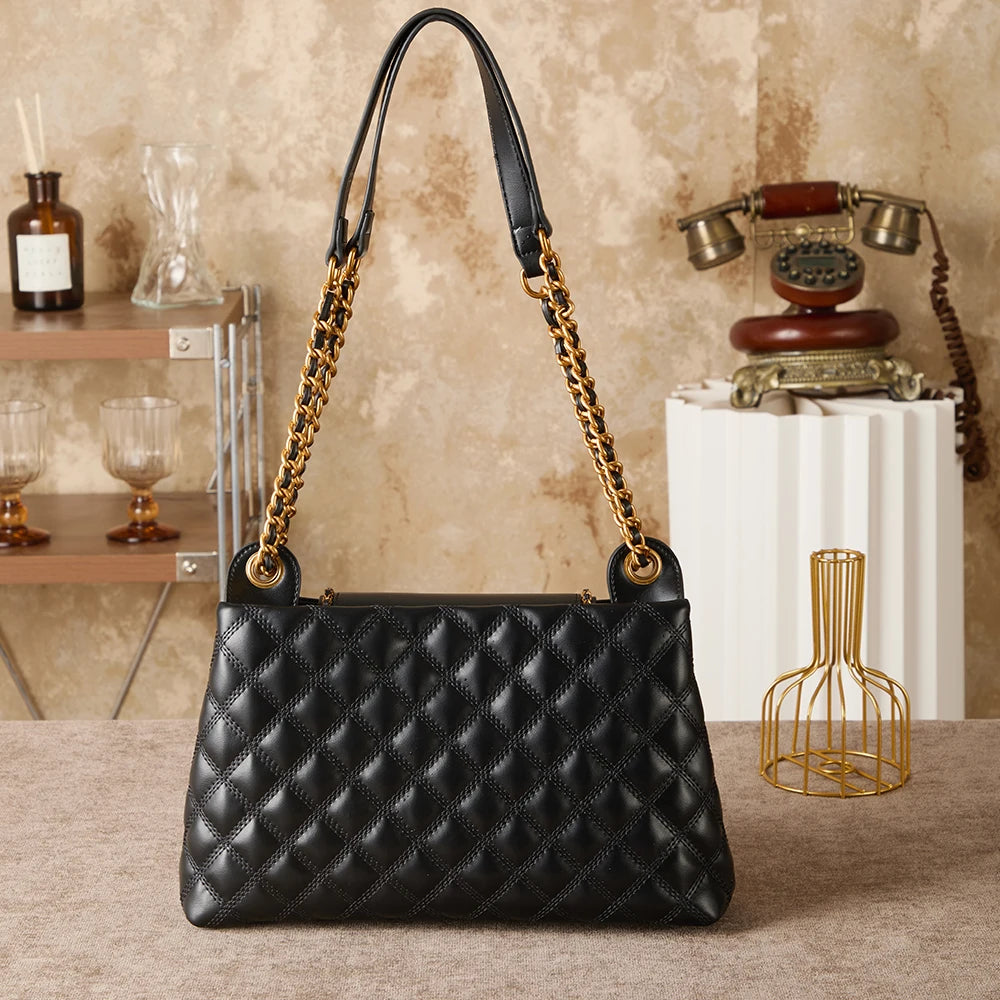 Niras Chain Crossbody Bag