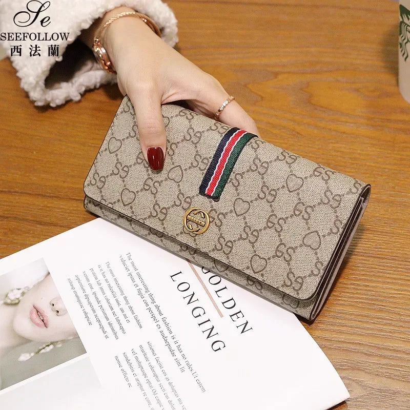 Trendy Purses & Handbags