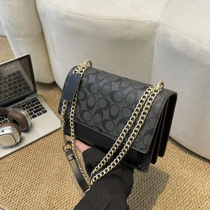 Classic Signature Chain Shoulder Bag