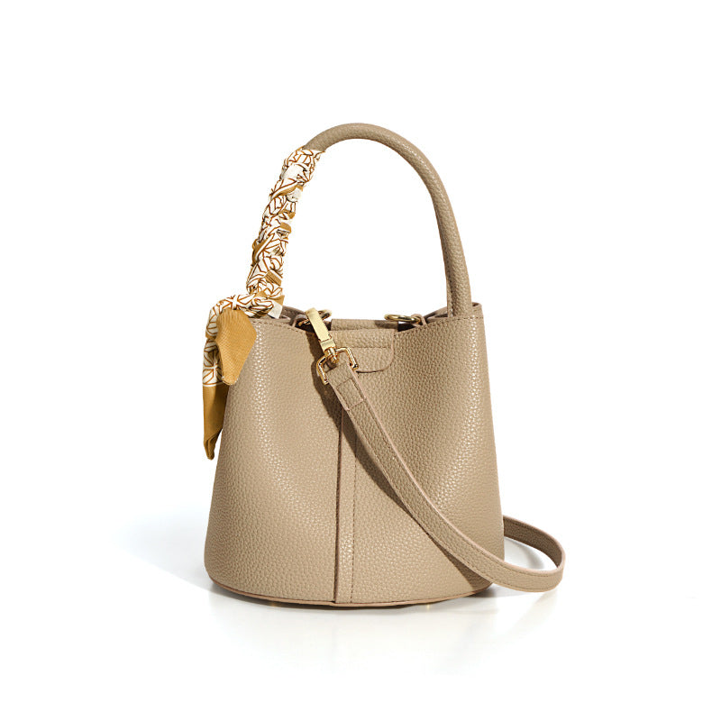 cream_handbag_J.Crew_niras_essentials_in_USA_UK_brand